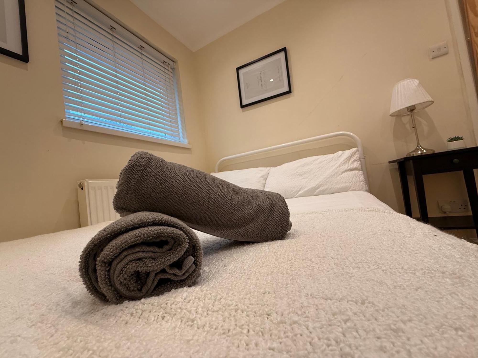 Two Bedroom Flat In The Heart Of London Eksteriør billede