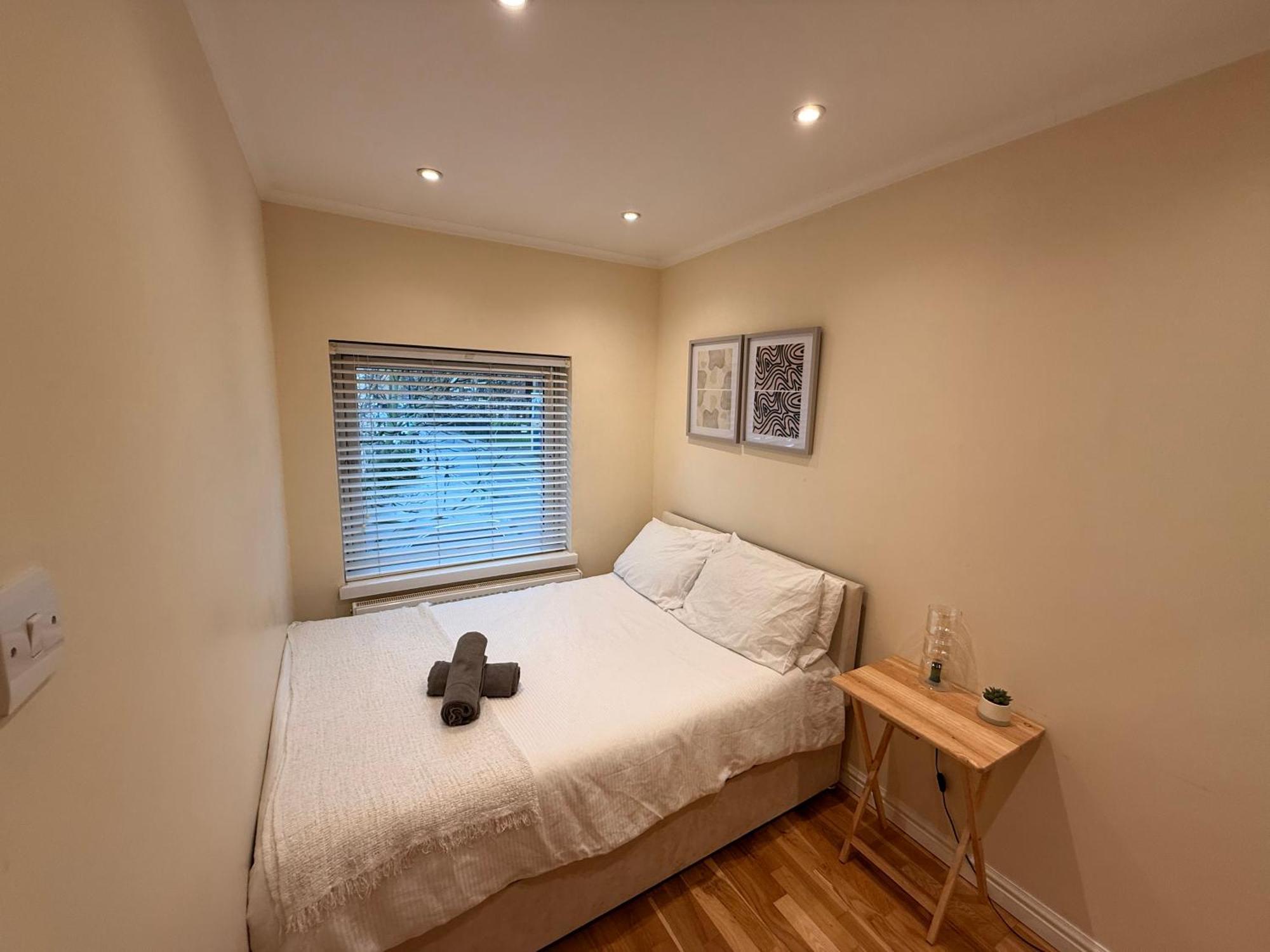 Two Bedroom Flat In The Heart Of London Eksteriør billede