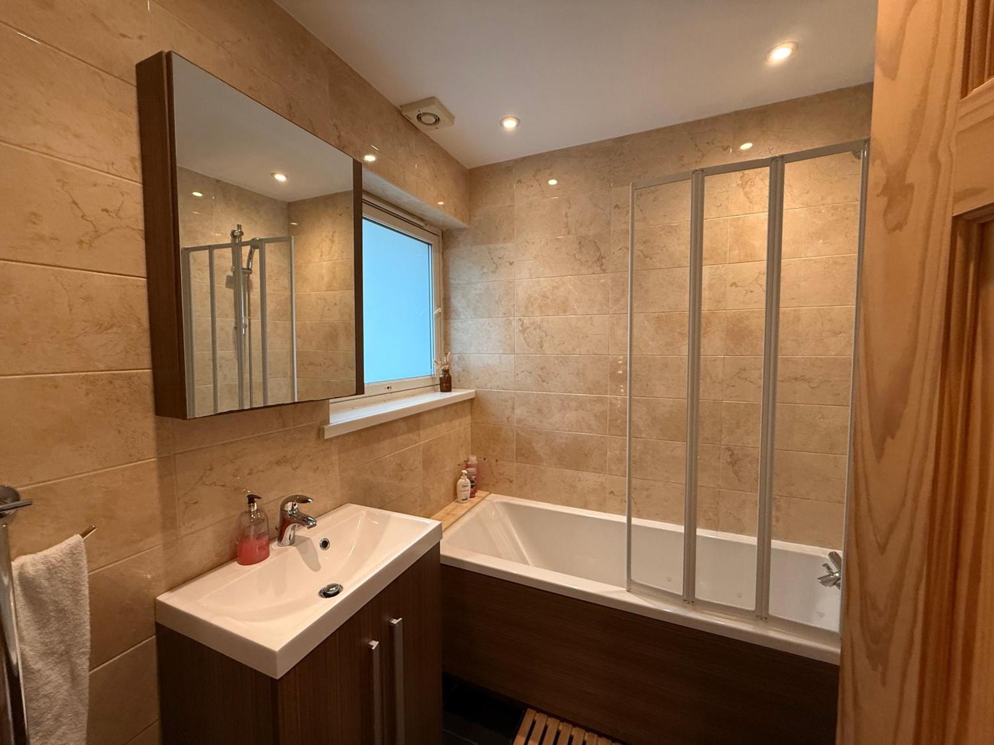 Two Bedroom Flat In The Heart Of London Eksteriør billede